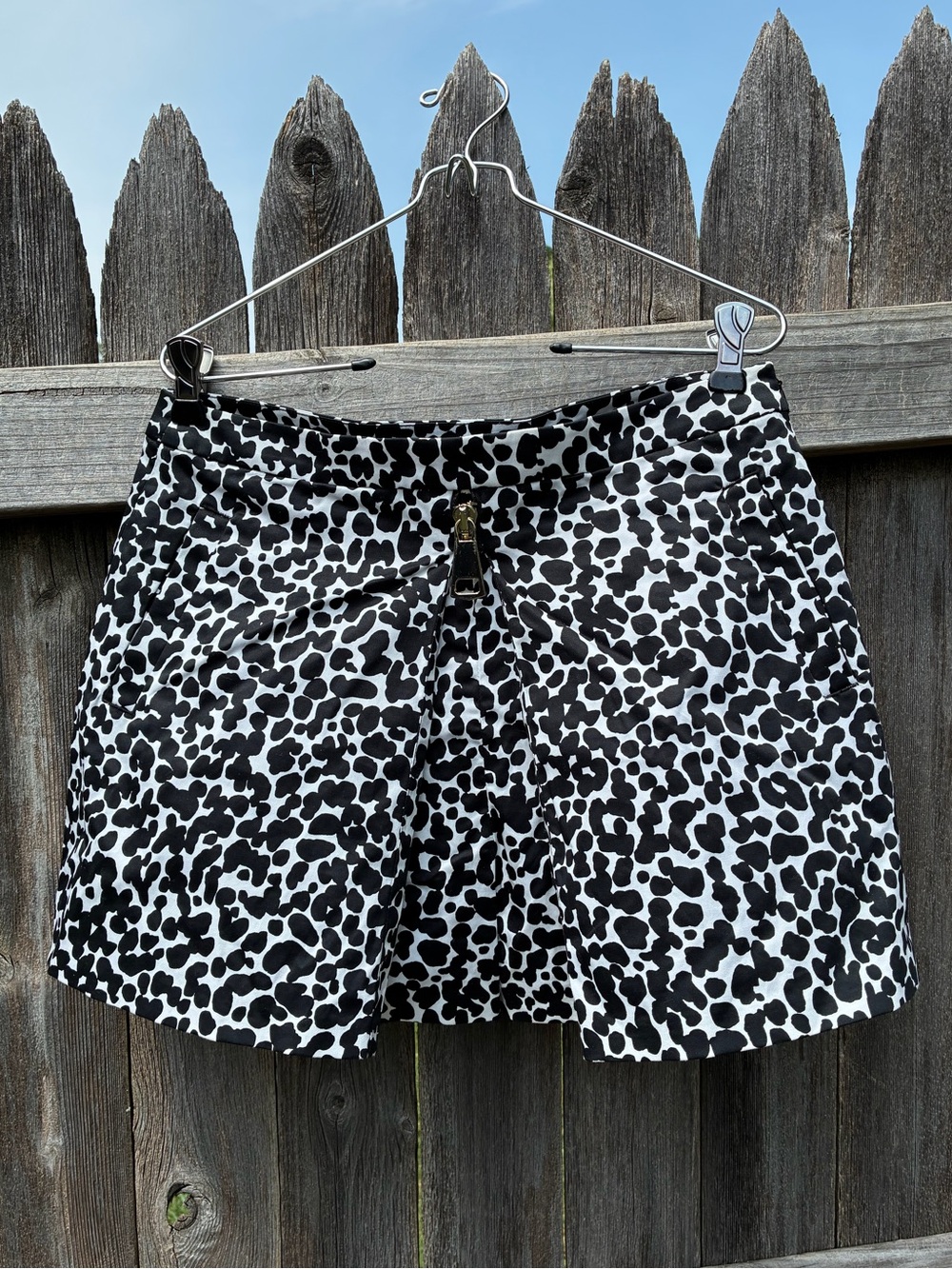 Moschino High Waist Black and White Patterned Shorts